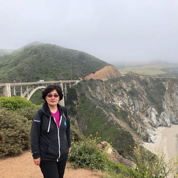 Meet your Posher, Cynthia - Picture 1 of 1